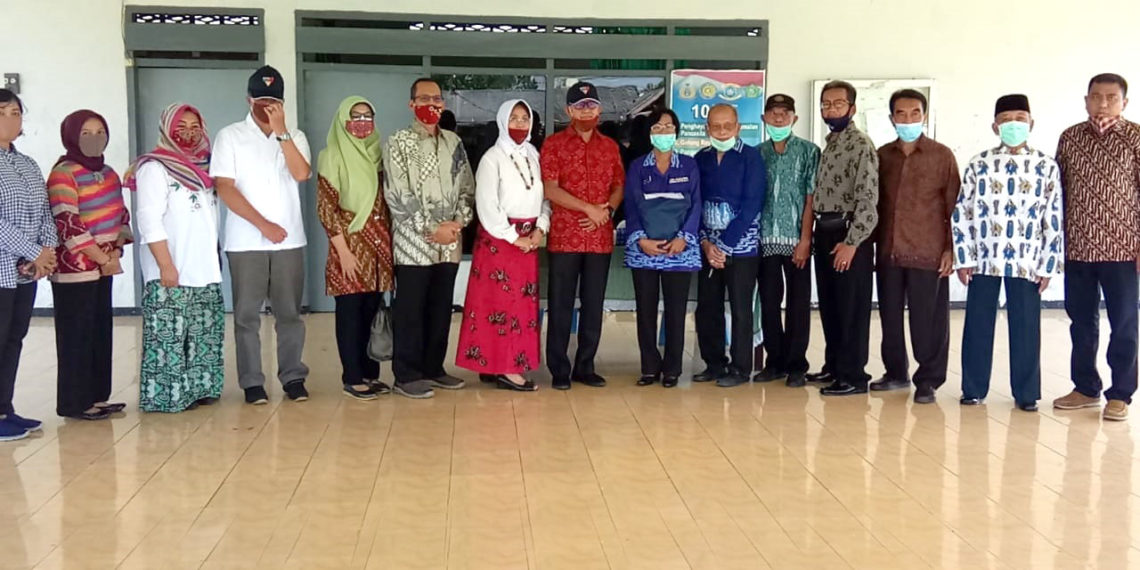 Bantuan Masker dari Ketum PPAL dan Ketum PIPAL ke warga PPAL Rayon Pulungan