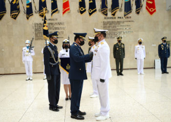 LAKSAMANA TNI YUDO MARGONO RESMI JABAT KASAL