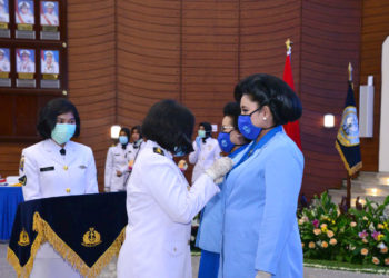 Ny Veronica Yudo Margono juga dikukuhkan sebagai Ibu Taruna AAL